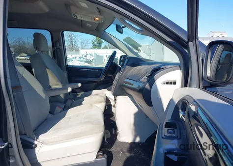 2011 Dodge Grand Caravan Mainstreet из США, поврежденный, VIN 2D4RN3DG5BR742181